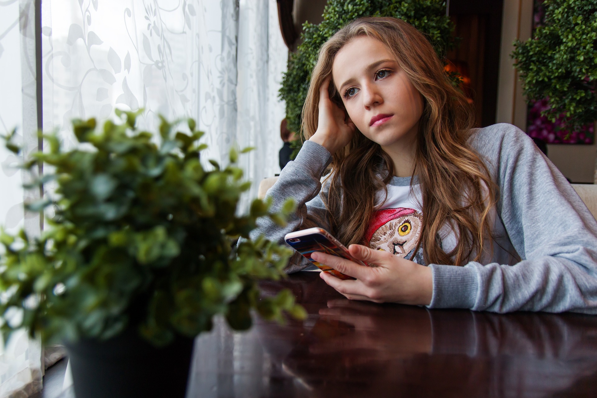 SAD teenagers
